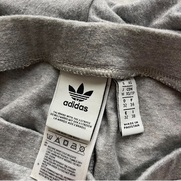 Gray adidas leggings - Picture 2 of 2